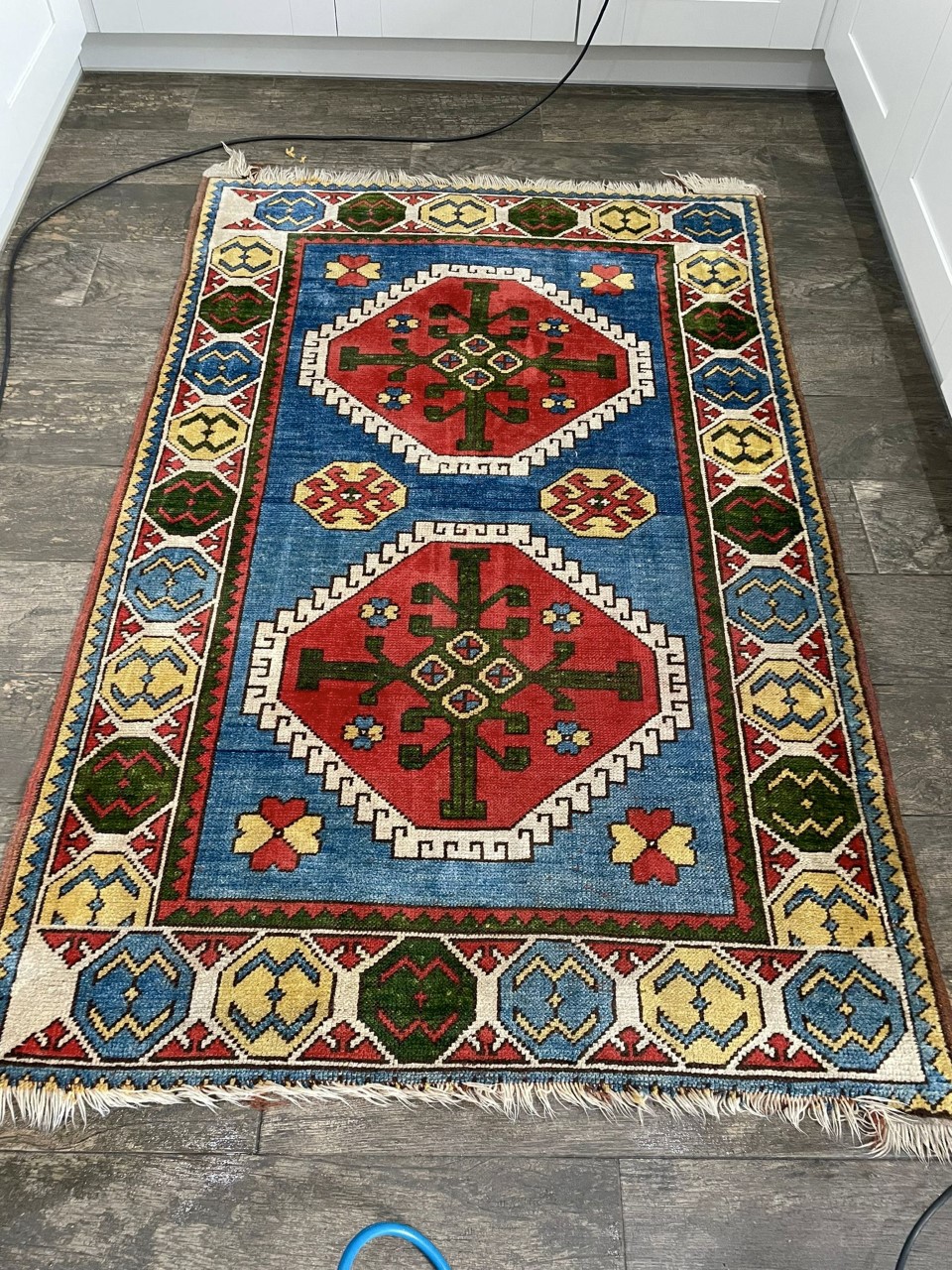 Second rug cleaning comparison photograph